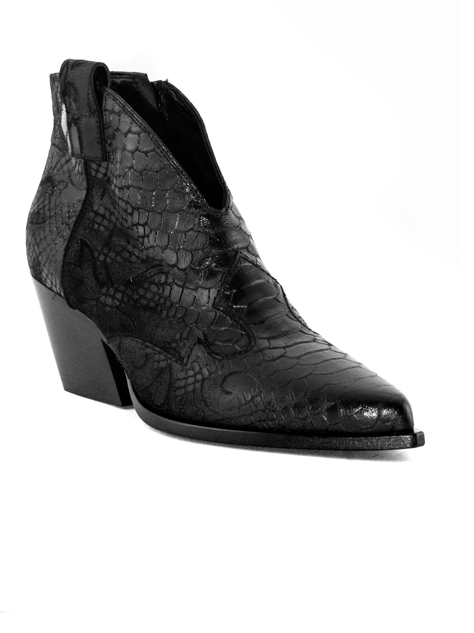 Texan Black Leather Ankle Boots