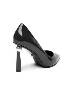 Black patent leather pumps ALEVI | L26W4001R1261997BLACK