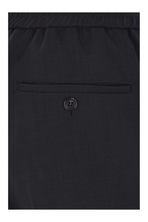Elasticated waist trousers in light wool twill AMI | HTR226WV0066020