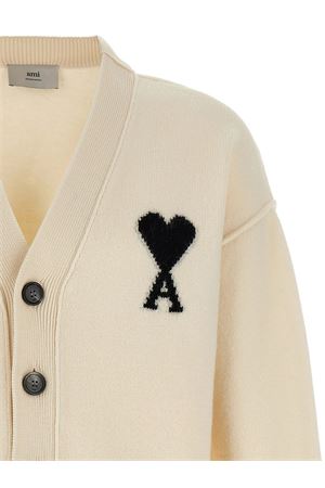 Cardigan in maglia di lana merino infeltrita ecru AMI | UKC367018151