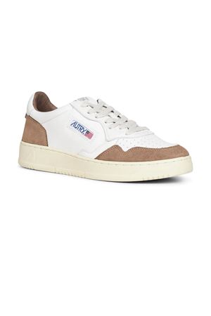Sneakers Medalist Low In Pelle Bianca e Marrone AUTRY | AULMGS43WHTTOBACCO
