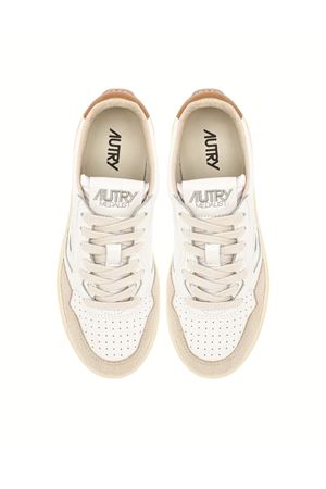 White and Brown Medalist Low Sneakers AUTRY | AULWLS02WHTBRNSUG