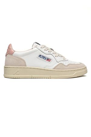 Medalist Low Sneakers In White And Powder AUTRY | AULWLS37WHTPOW