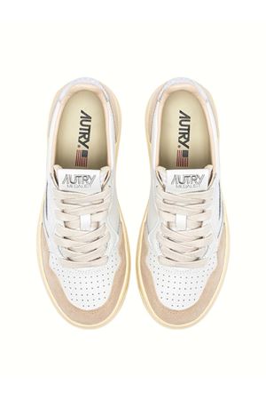Medalist Low Sneakers In White And Silver Leather AUTRY | AULWLS74WHTSILVER