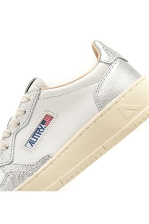 Sneakers Medalist Low In Pelle Bianca E Argento AUTRY | AULWWB18WHTSILVER