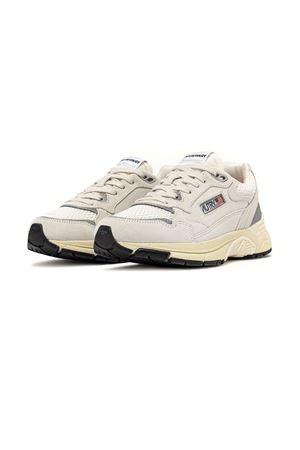 Sneakers Hyperway In Bianco E Argento AUTRY | HYLWUM10WHTSILV