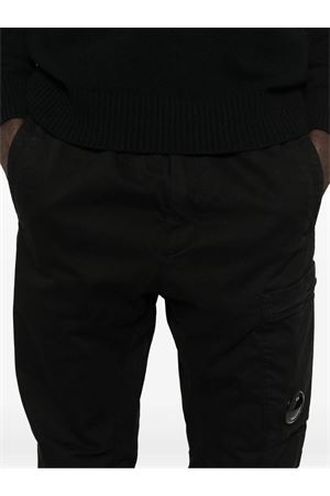 Pantaloni cargo raso di cotone stretch C.P.COMPANY | 19CMPA211A005529G999