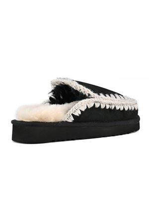 Black Eskimo slipper in double-face sheepskin MOU | FW101125ABKWHI