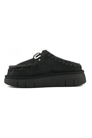 Black double-face sheepskin bounce clog MOU | FW531001BCBKG