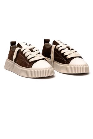 Low-top sneakers in brown suede RHUN | 2020BROWN