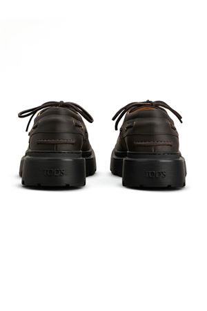 Mocassino boat in pelle di vitello marrone TOD'S | XXM24L0JP00UFSS808