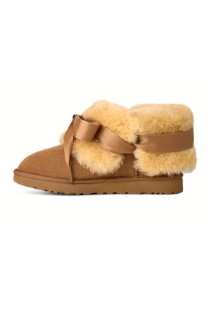 Chestnut Classic Bailey Tie Boot UGG | 1171530CHE