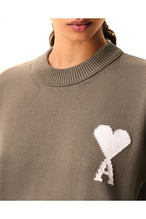 Maglione in maglia di lana e cotone color tortora AMI | UKS859KN0156WA117