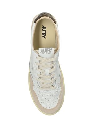 Sneakers Medalist Low In Pelle Bianca E Verde AUTRY | AULMLS15.