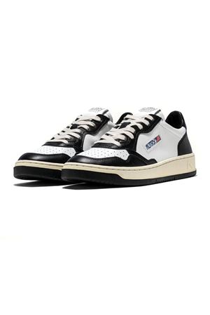 Sneakers Medalist Low Bicolor In Pelle Bianca E Nera AUTRY | AULMWB01.