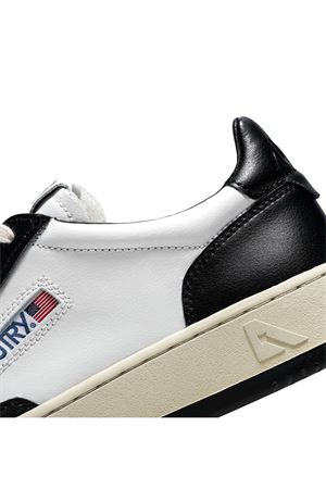 Sneakers Medalist Low Bicolor In Pelle Bianca E Nera AUTRY | AULMWB01.