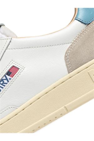 Sneakers Medalist Low In Pelle Bianca E Azzurra AUTRY | AULWLS12.