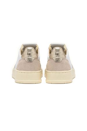Medalist Low Sneakers In White And Gold Leather AUTRY | AULWLS75.