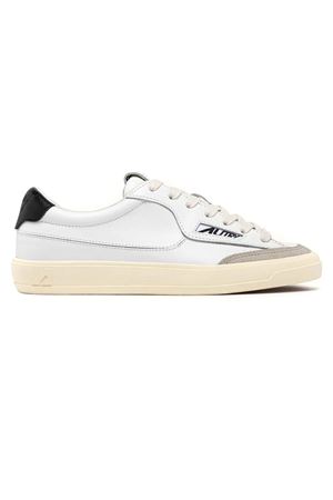 Sneakers Windscape Low In Pelle Bianca e Nera AUTRY | SCLMUK02.