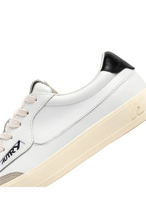 Sneakers Windscape Low In Pelle Bianca e Nera AUTRY | SCLMUK02.