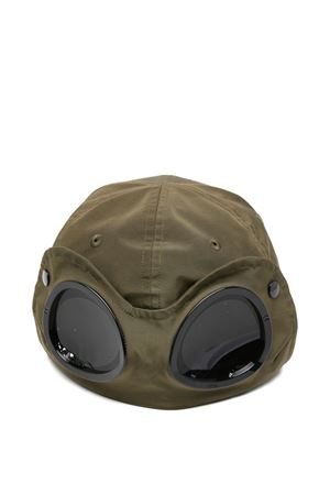 Cappello realizzato in Chrome-R verde C.P.COMPANY | RCCMAC748A110545A683