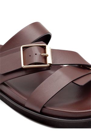 Sandalo flat in pelle marrone DONNARÍ | DC68FCACAO
